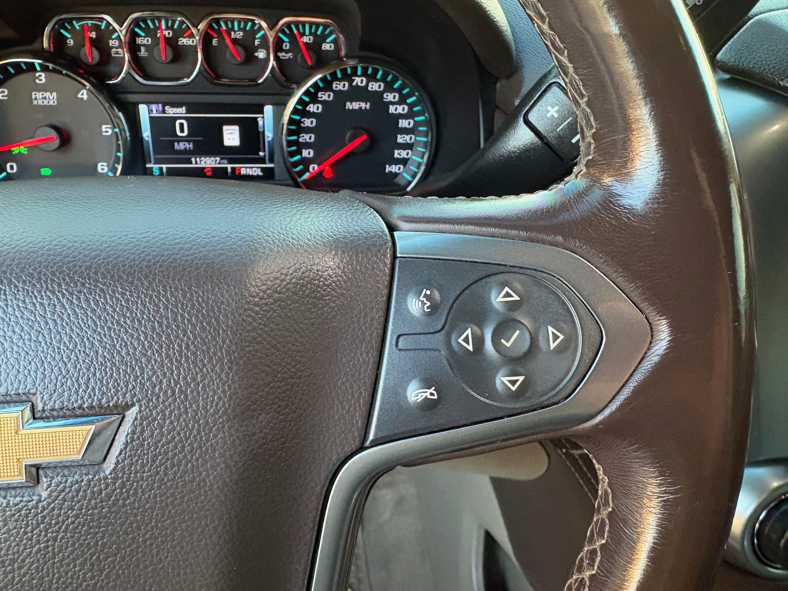 Used 2018 Chevrolet Suburban LT image 40