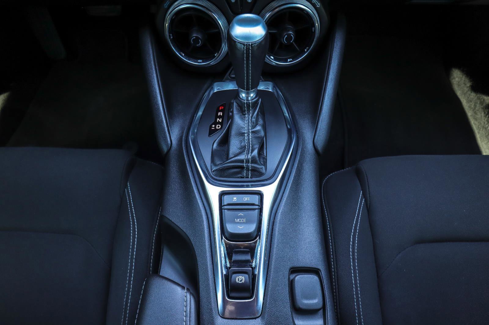 Used 2021 Chevrolet Camaro LS RWD image 29