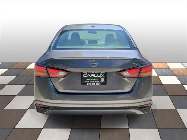 Used 2024 Nissan Altima 2.5 SV FWD image 5