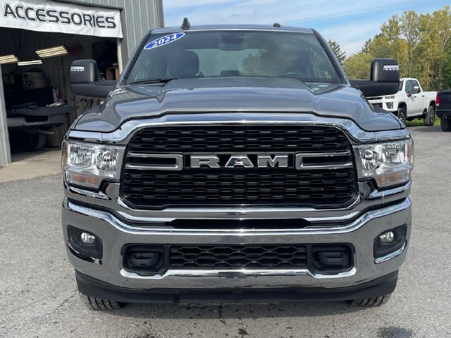 Used 2024 RAM 2500 Big Horn w/ Bed Utility Group AWD/4WD image 2
