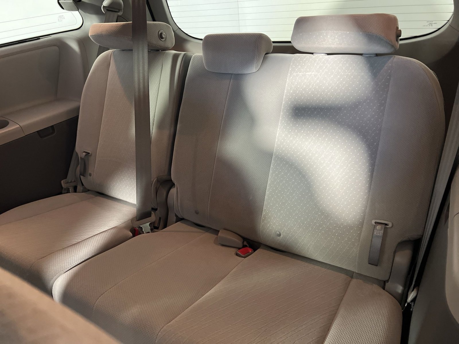 Used 2017 Toyota Sienna LE image 26