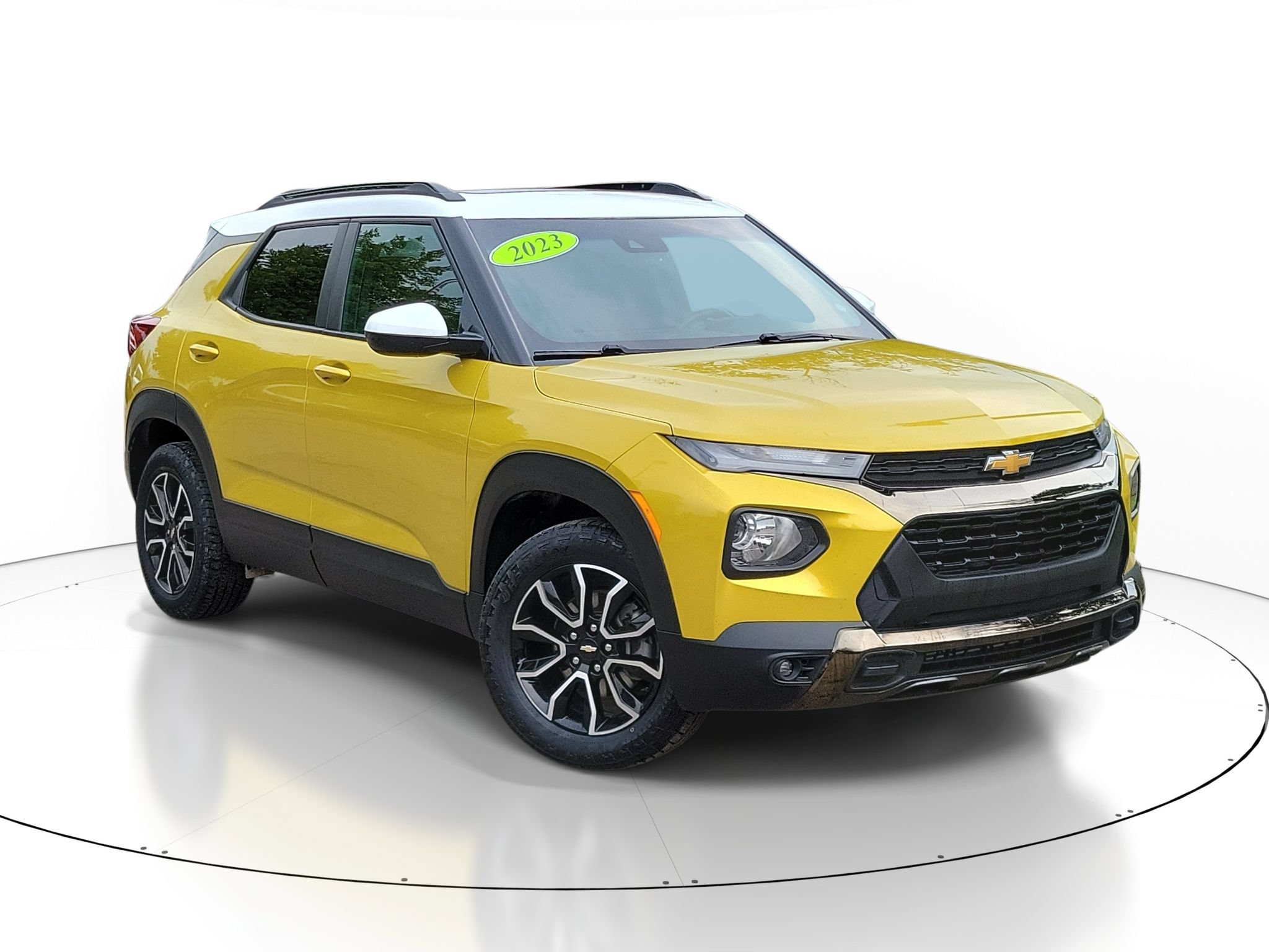 Used 2023 Chevrolet TrailBlazer ACTIV w/ Sun and Liftgate Package