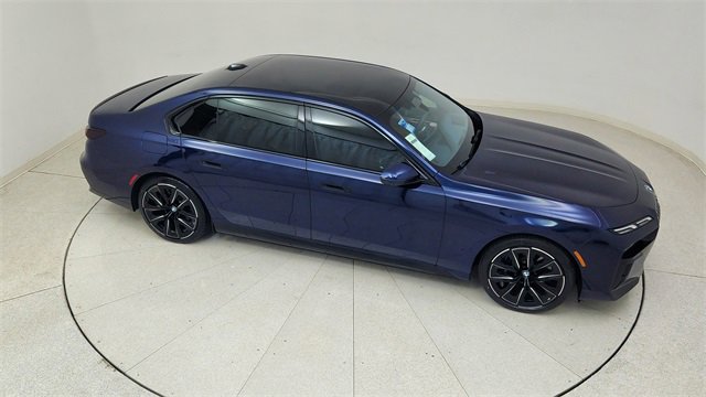 Used 2023 BMW i7 xDrive60 image 76