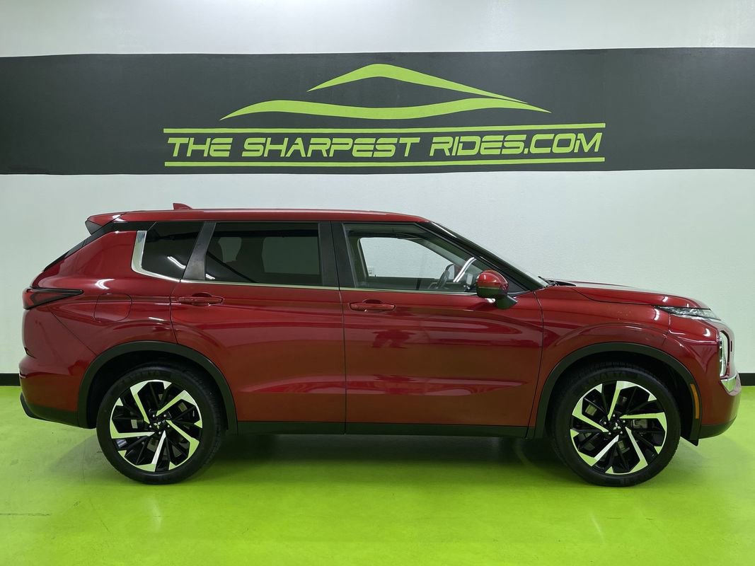 Used 2022 Mitsubishi Outlander ES image 11