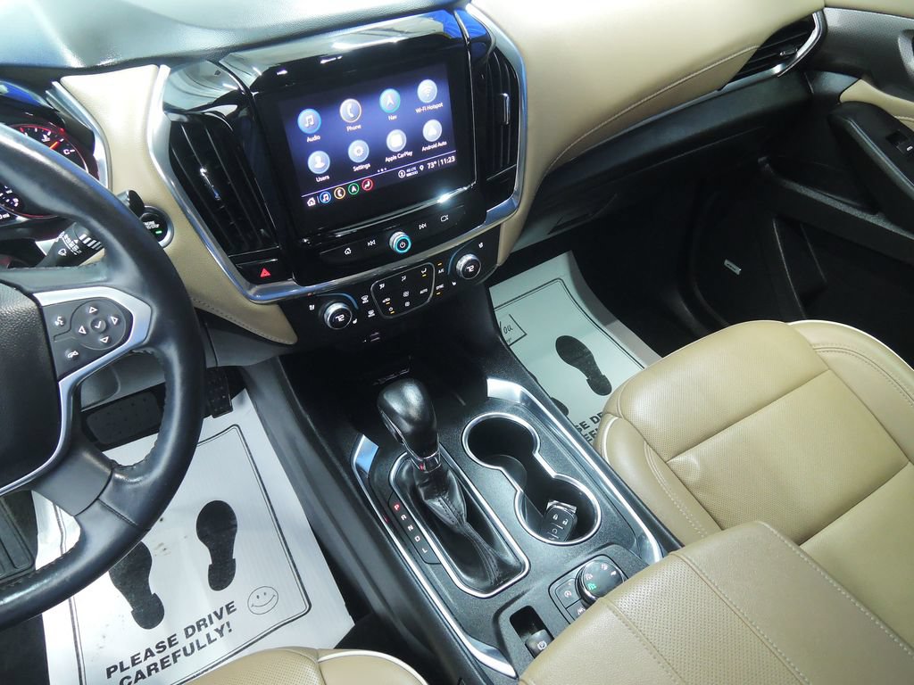 Used 2022 Chevrolet Traverse Premier AWD/4WD image 16