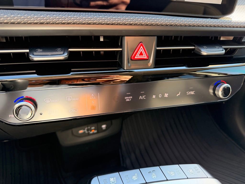 New 2025 Kia EV6 Wind AWD/4WD image 20