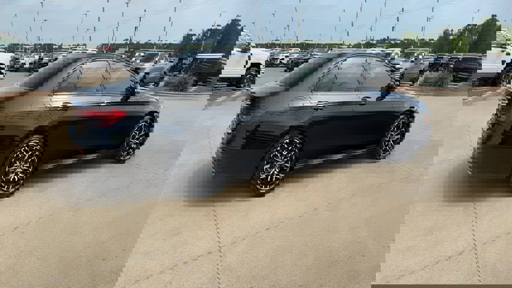 Used 2021 Mercedes-Benz E 350 4MATIC Sedan image 8