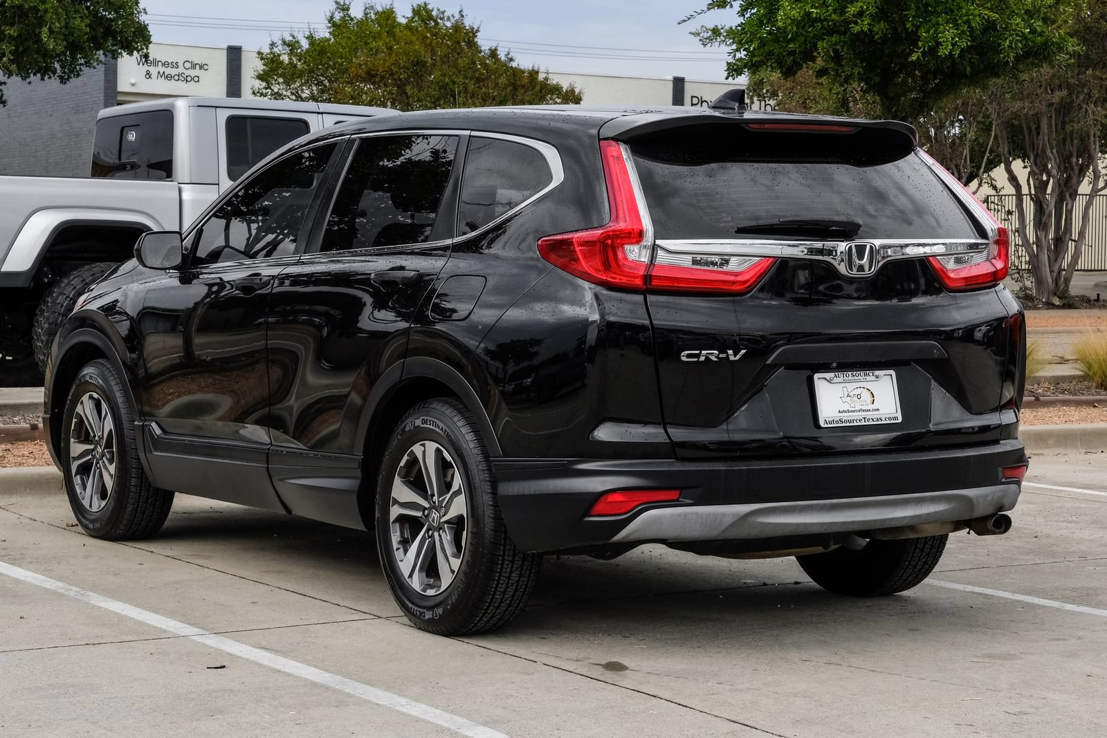 Used 2019 Honda CR-V LX image 9