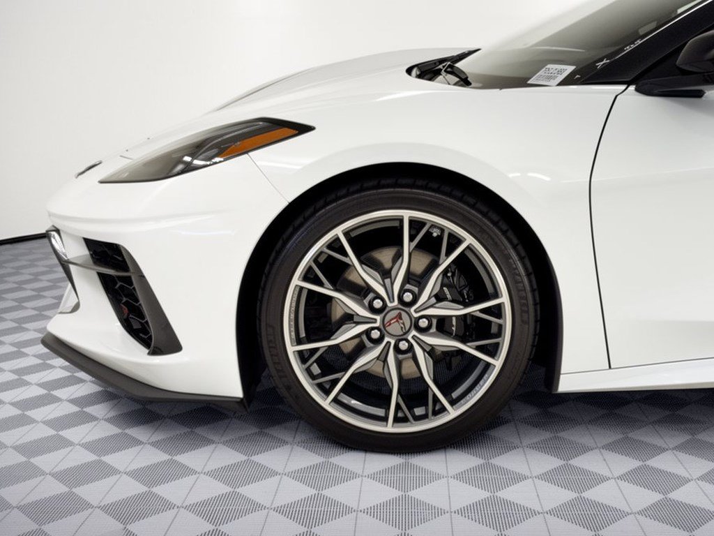 Used 2024 Chevrolet Corvette Stingray Preferred Conv w/ Stealth Interior Trim Package RWD image 13