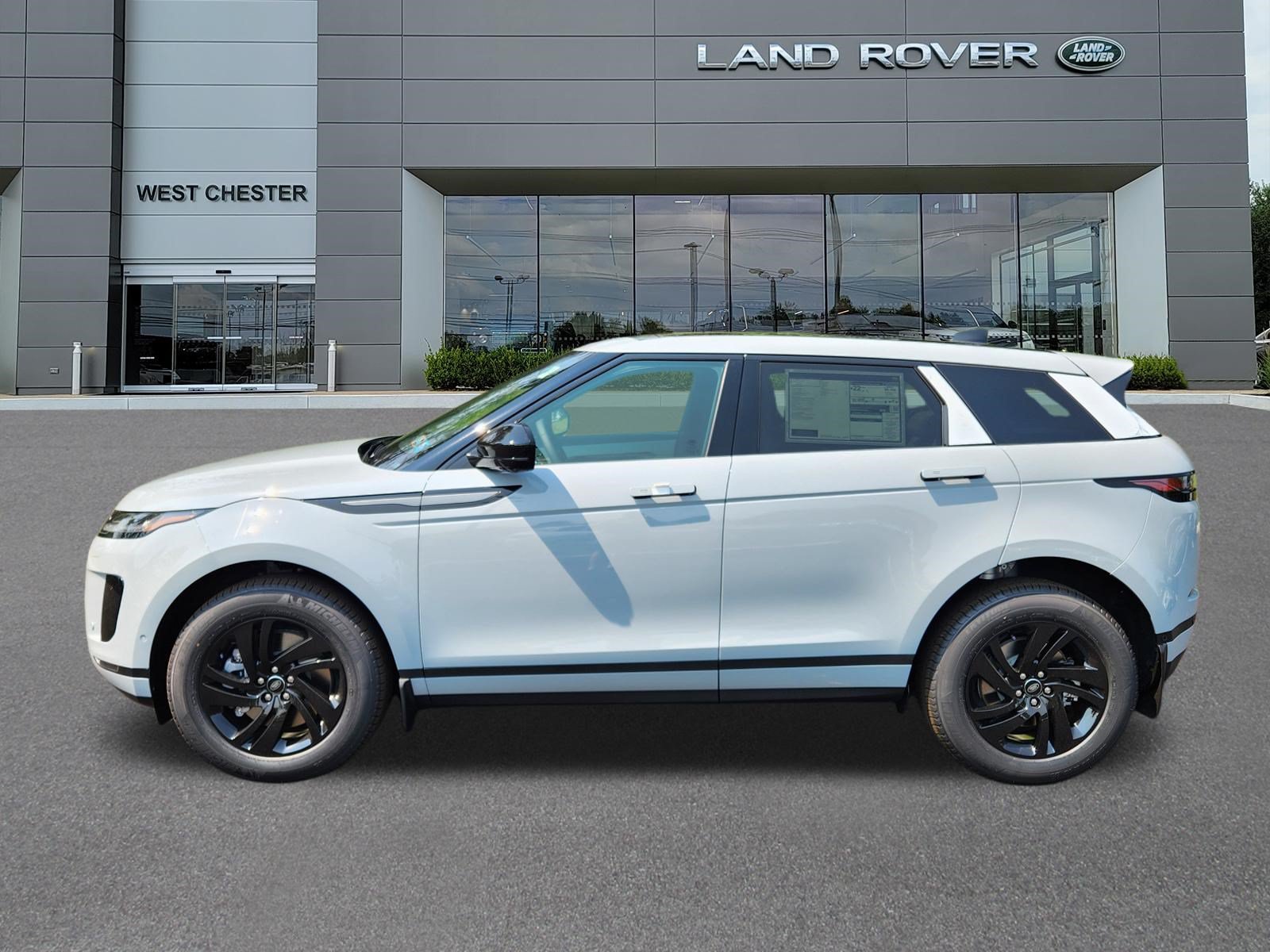 New 2026 Land Rover Range Rover Evoque S AWD/4WD image 5