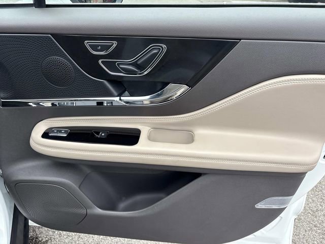 Certified 2024 Lincoln Corsair Reserve w/ Equipment Group 201A image 22