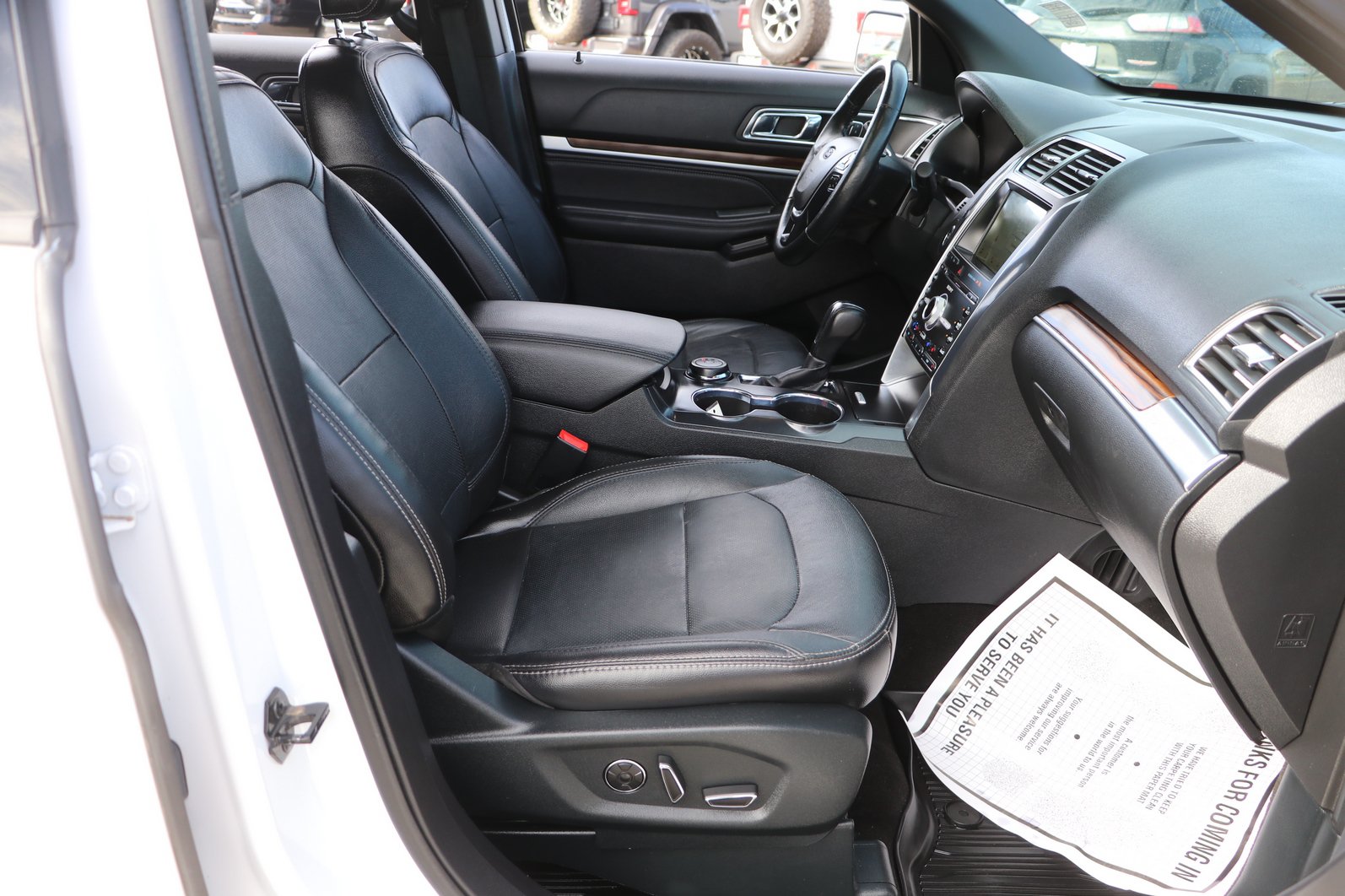 Used 2018 Ford Explorer Limited w/ Equipment Group 301A AWD/4WD image 36