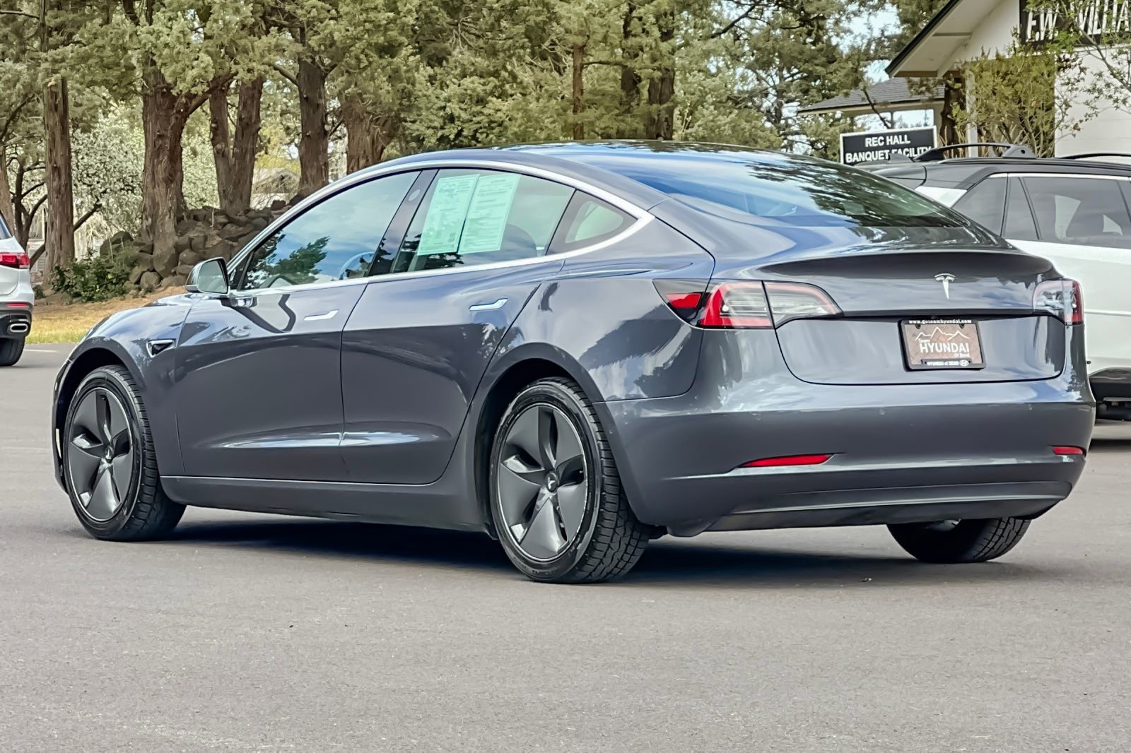 Used 2019 Tesla Model 3 Standard Range image 6