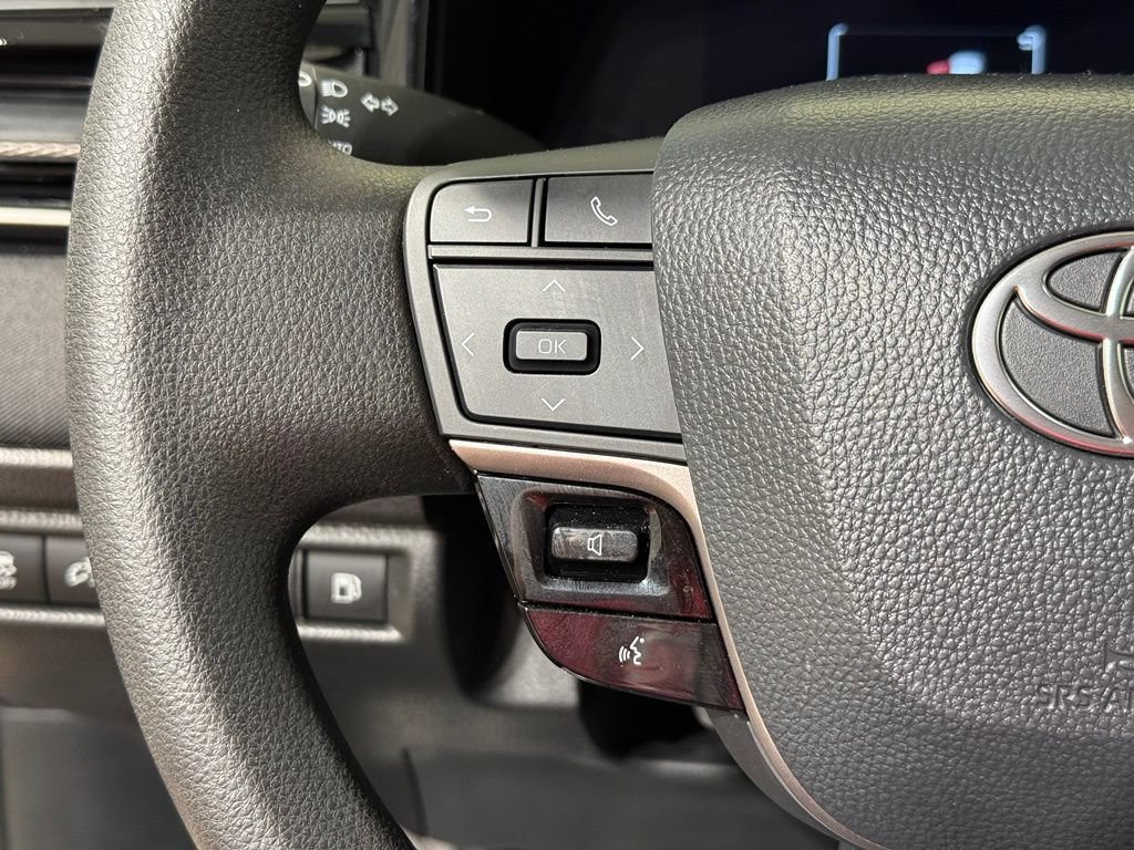 Used 2026 Toyota Camry LE FWD image 21