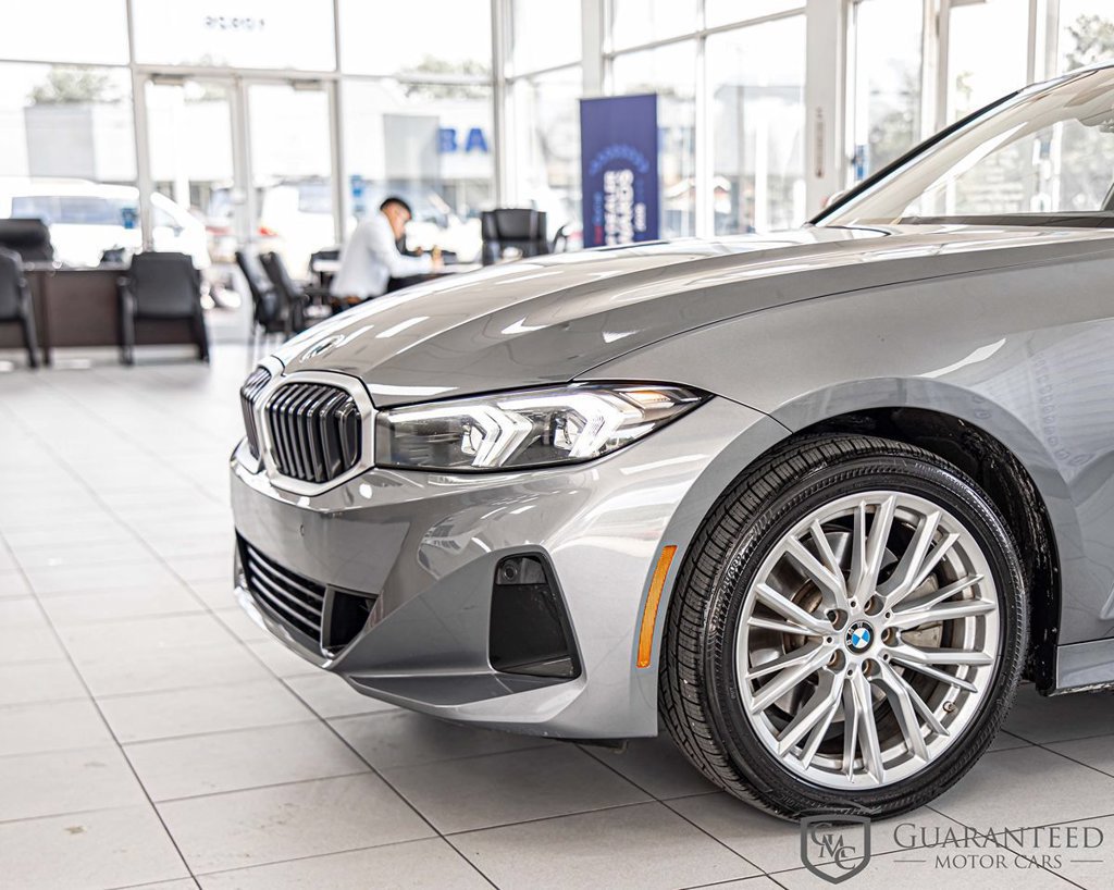 Used 2024 BMW 330i xDrive Sedan w/ Convenience Package AWD/4WD image 5