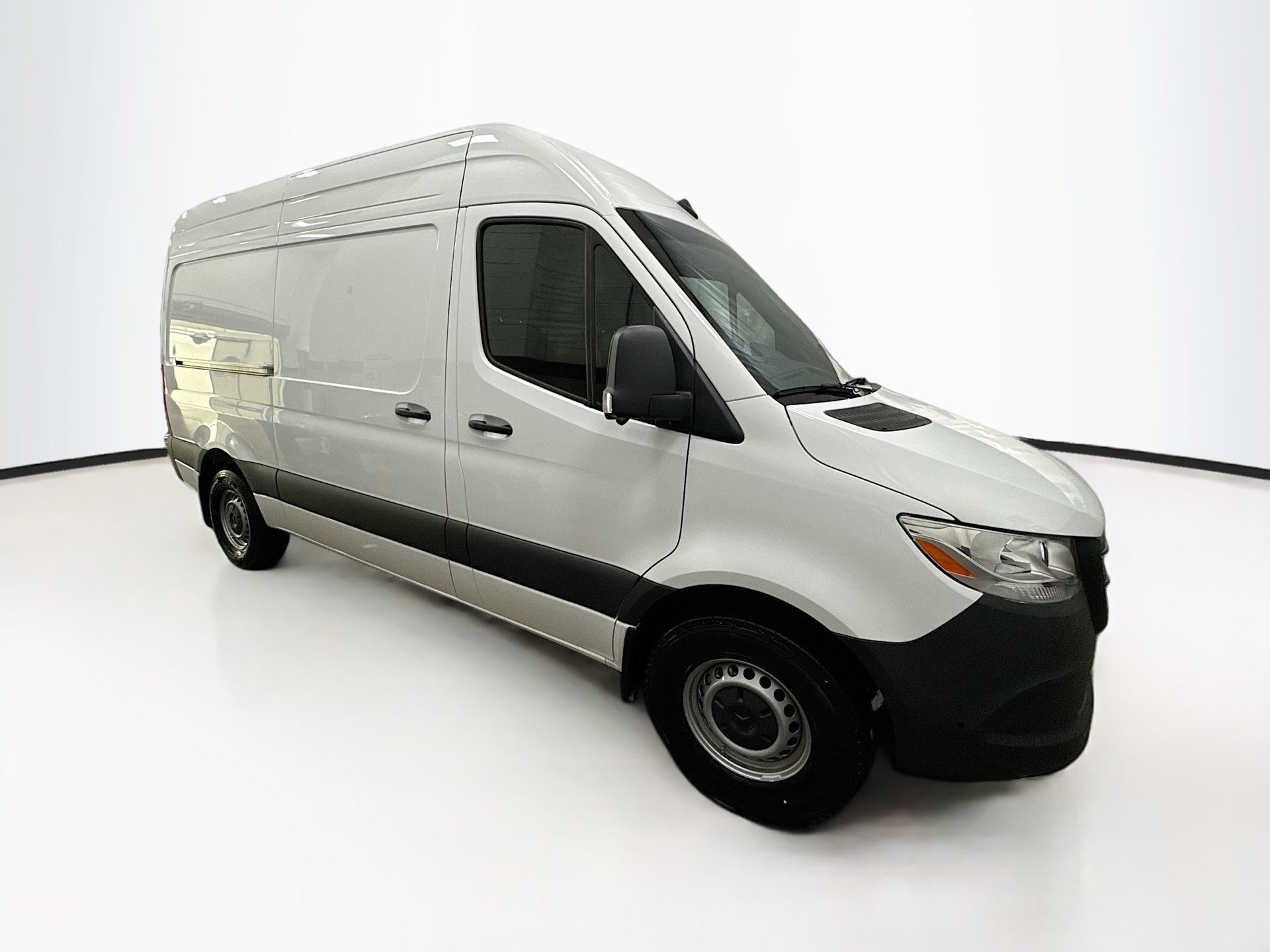 Used 2026 Mercedes-Benz Sprinter 2500 image 9