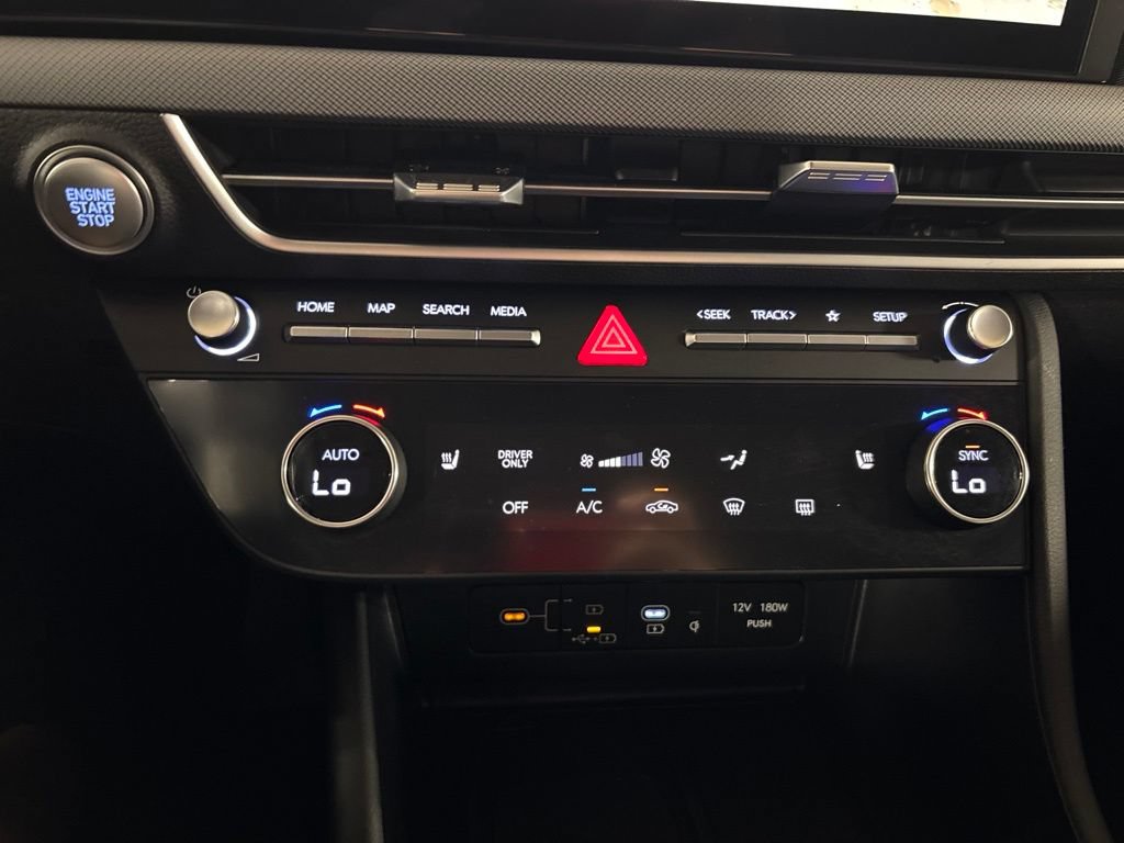 Used 2025 Hyundai Sonata SEL FWD image 22