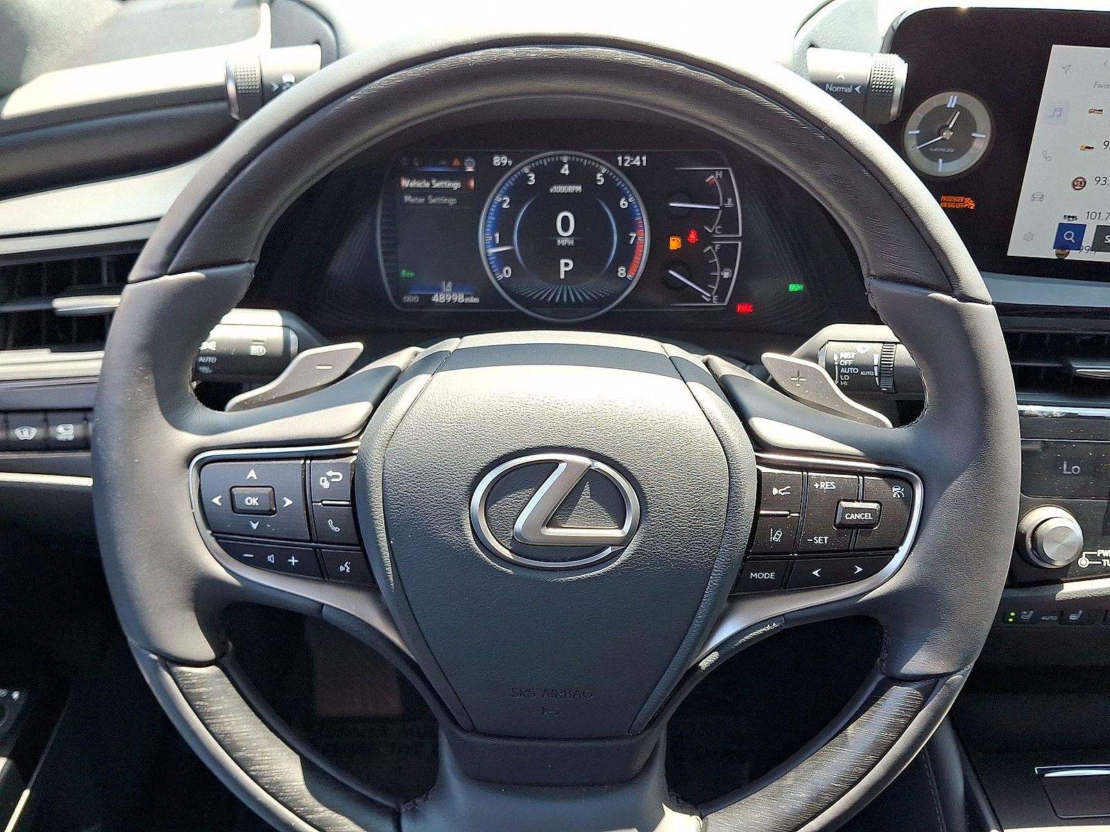 Used 2024 Lexus ES 350 w/ Accessory Package (Z1) FWD image 16