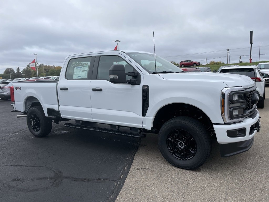 New 2026 Ford F350 XL image 2