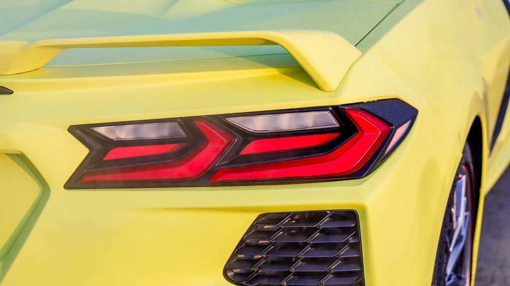 Used 2024 Chevrolet Corvette Stingray w/ Z51 Performance Package image 10