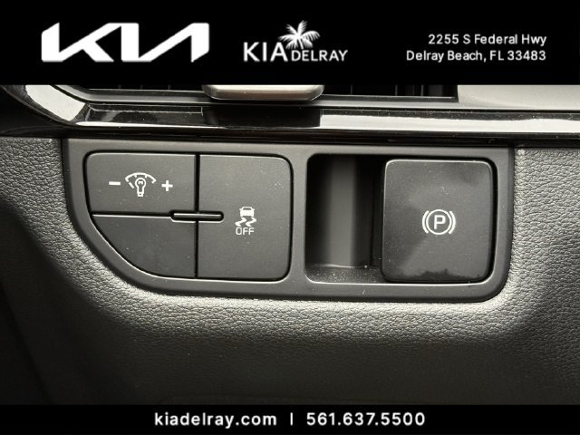 Used 2026 Kia Sportage LX FWD image 24