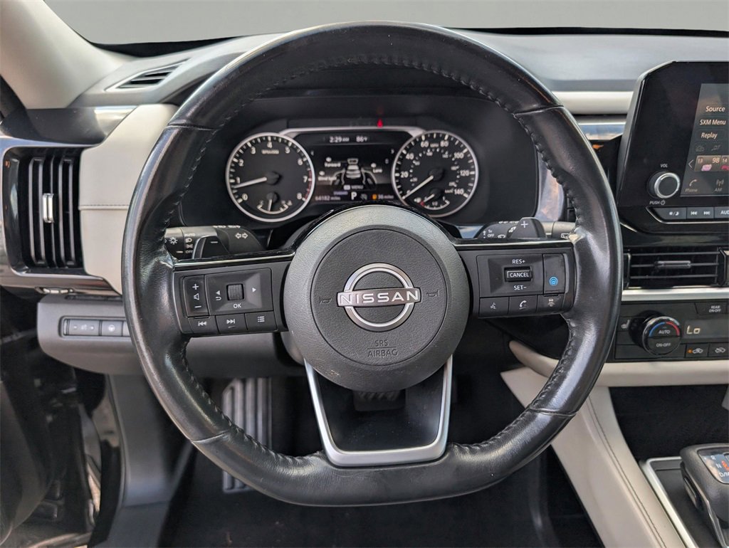 Used 2022 Nissan Pathfinder SV image 21