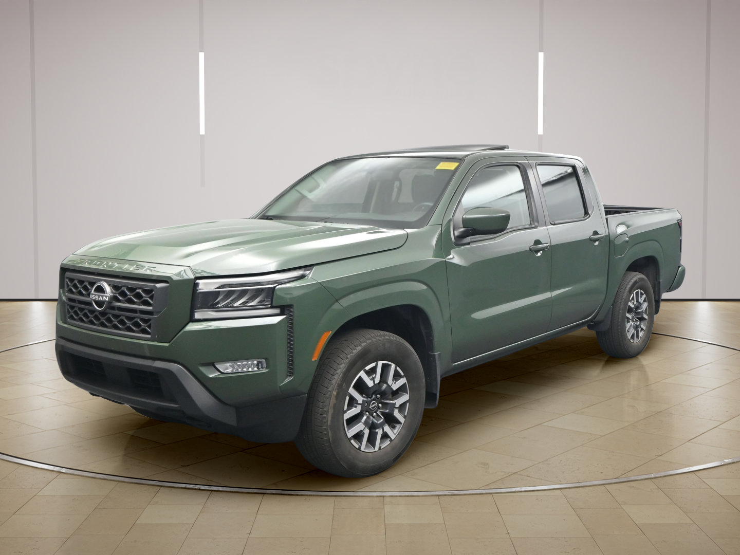 Certified 2024 Nissan Frontier SL w/ Technology Package AWD/4WD image 3
