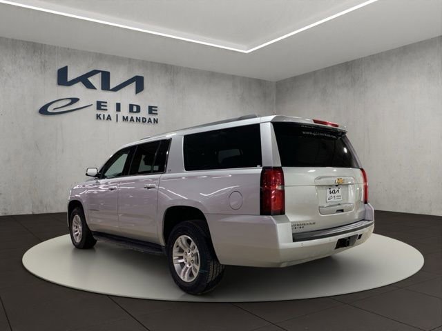 Used 2020 Chevrolet Suburban LT AWD/4WD image 4