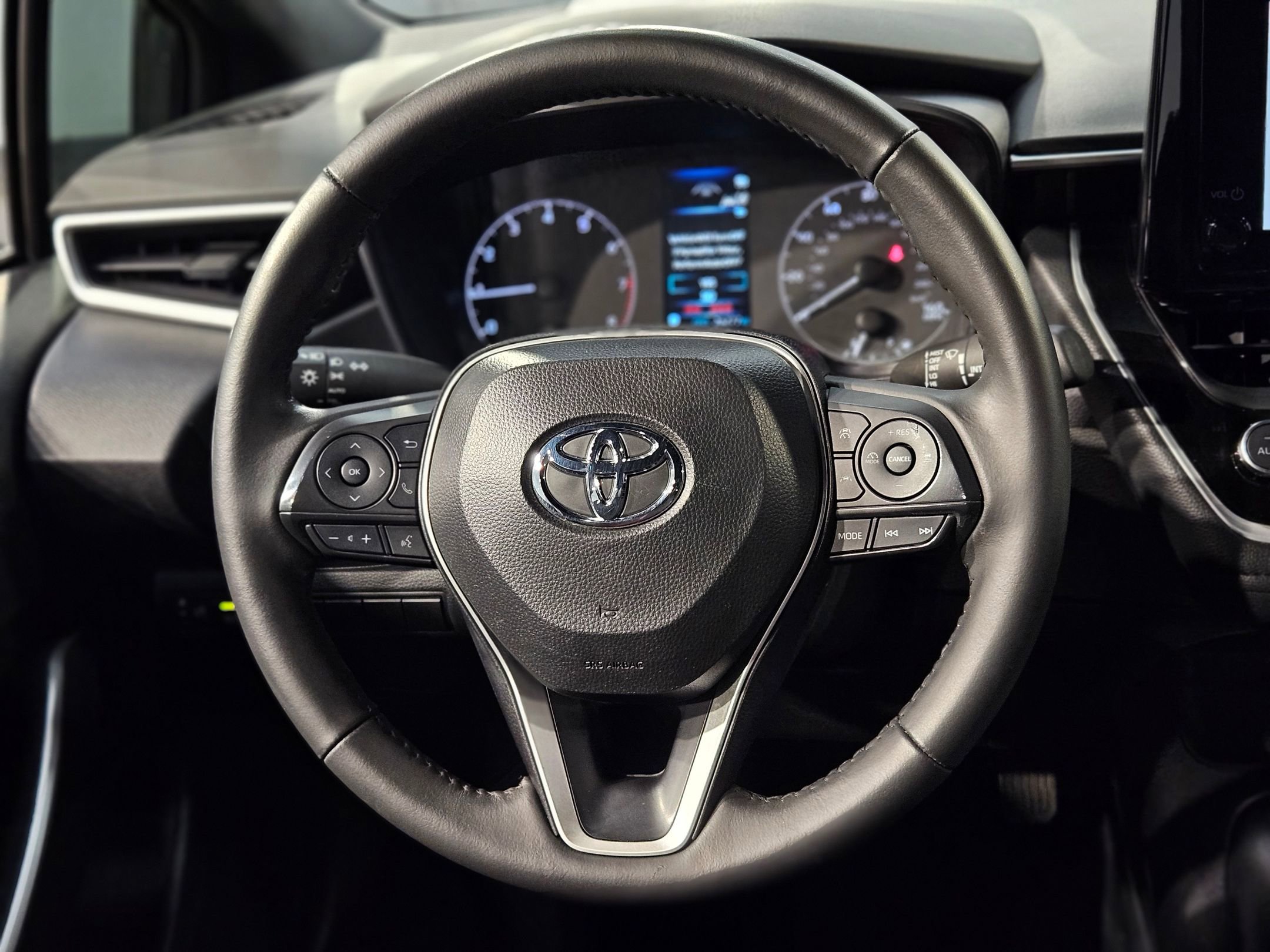 Certified 2024 Toyota Corolla SE image 25