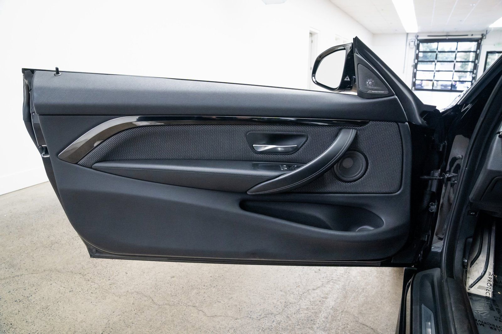 Used 2020 BMW M4 Coupe w/ Competition Package image 19