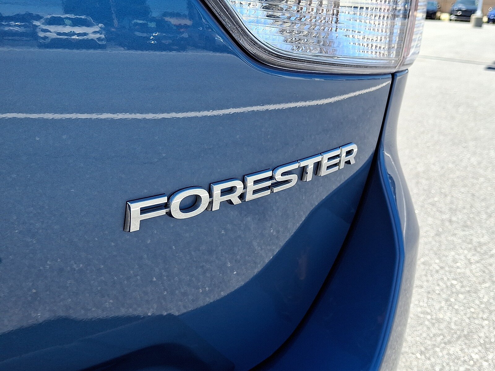 Used 2020 Subaru Forester Premium AWD/4WD image 30