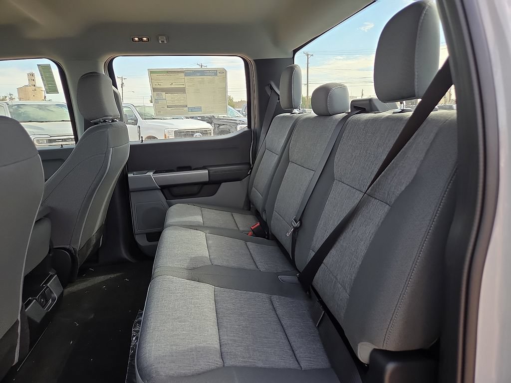 New 2026 Ford F250 XL w/ STX Appearance Package AWD/4WD image 17