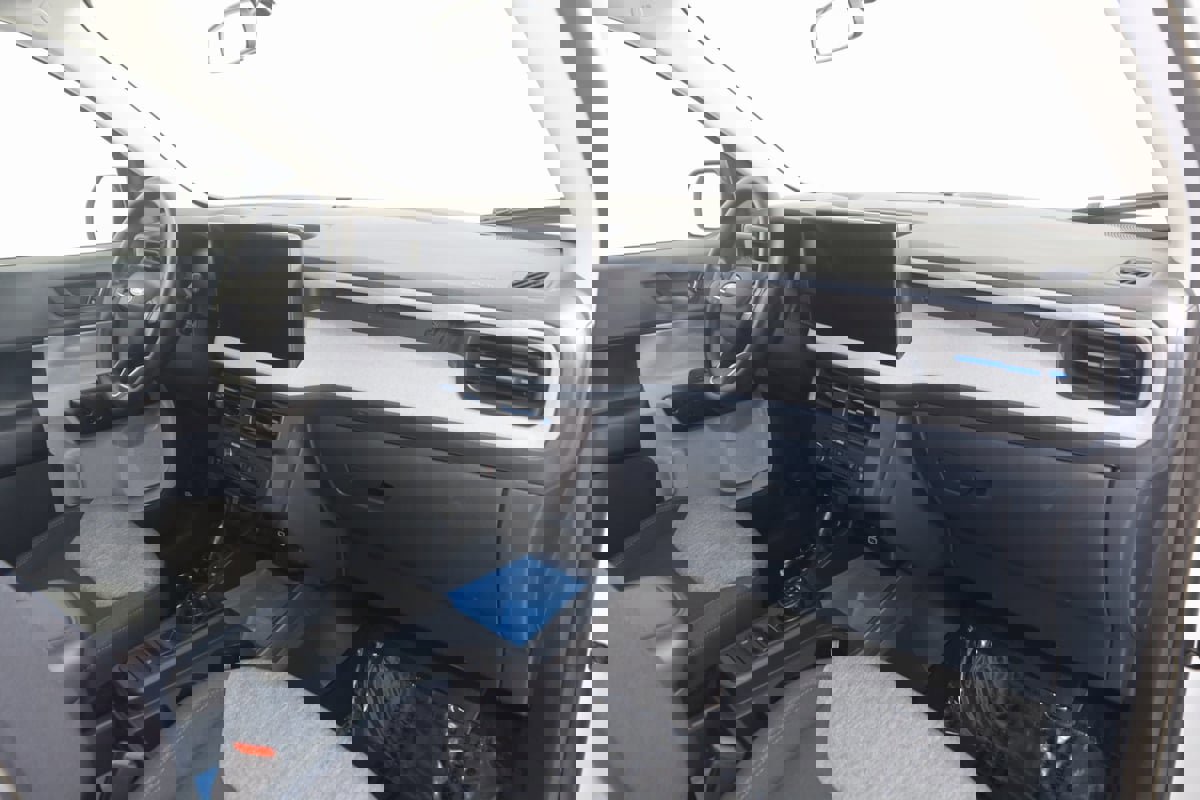 Used 2025 Ford Maverick XLT w/ 4K Tow Package image 38