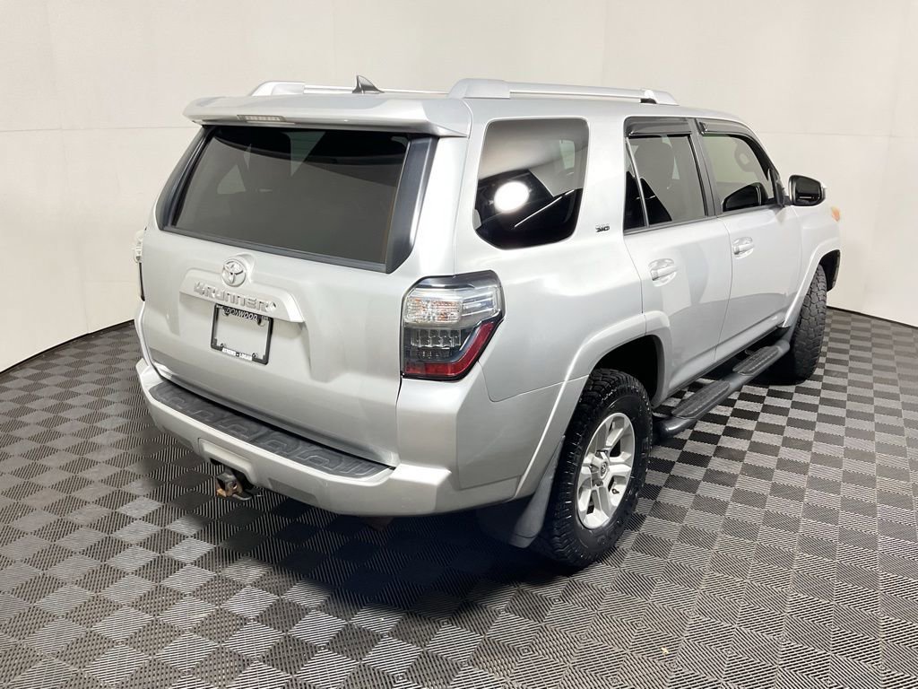 Used 2015 Toyota 4Runner SR5 image 13