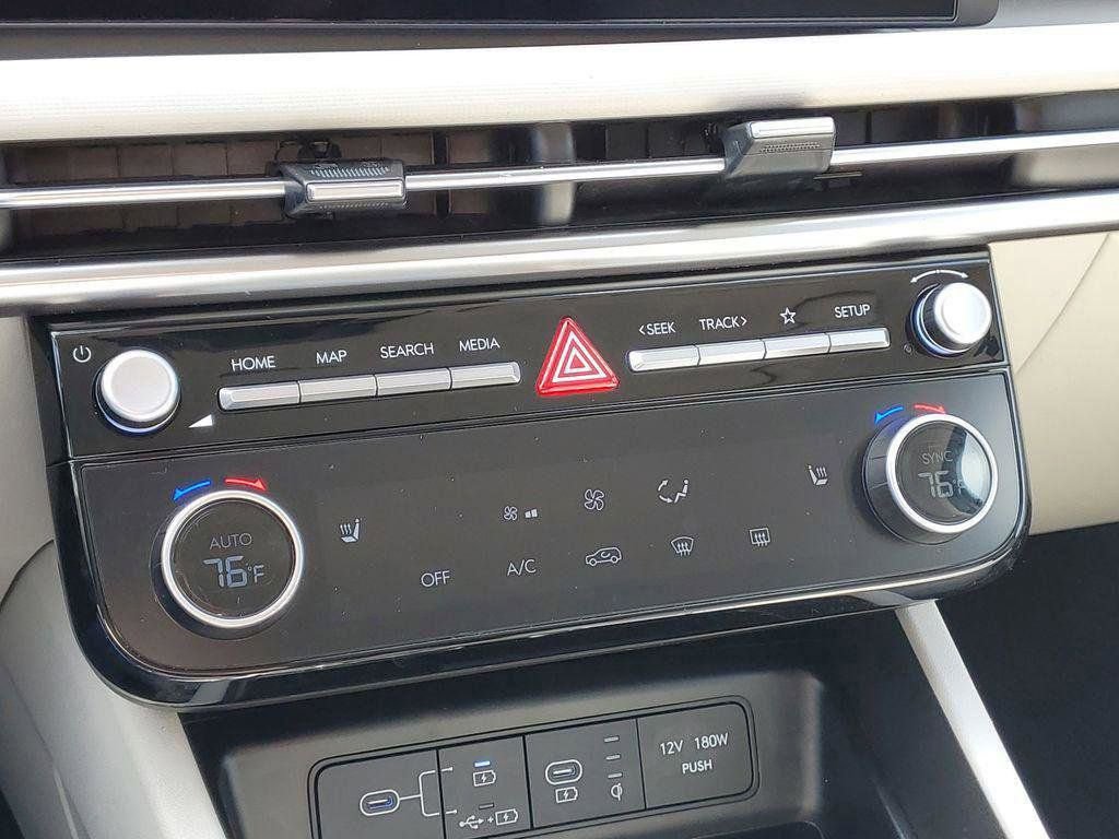 Used 2025 Hyundai Tucson SEL image 16