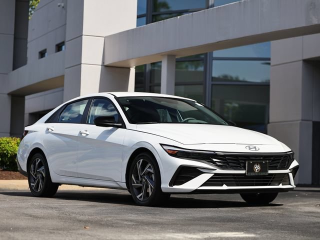 Used 2025 Hyundai Elantra Sport