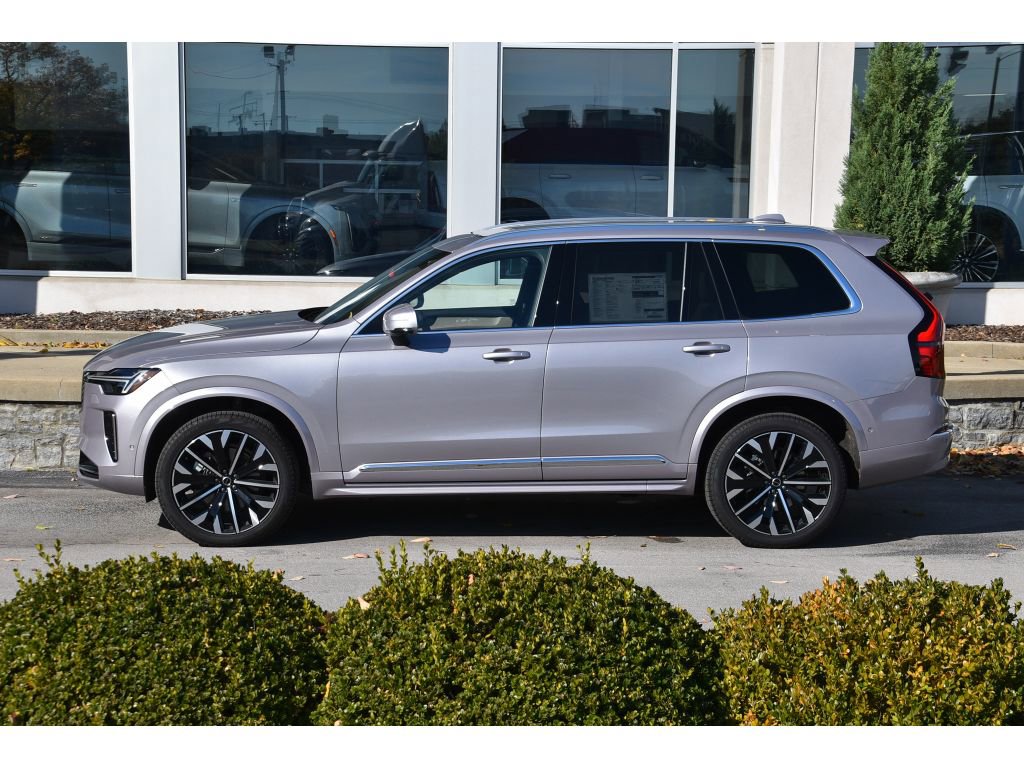 Certified 2026 Volvo XC90 B5 Plus image 7