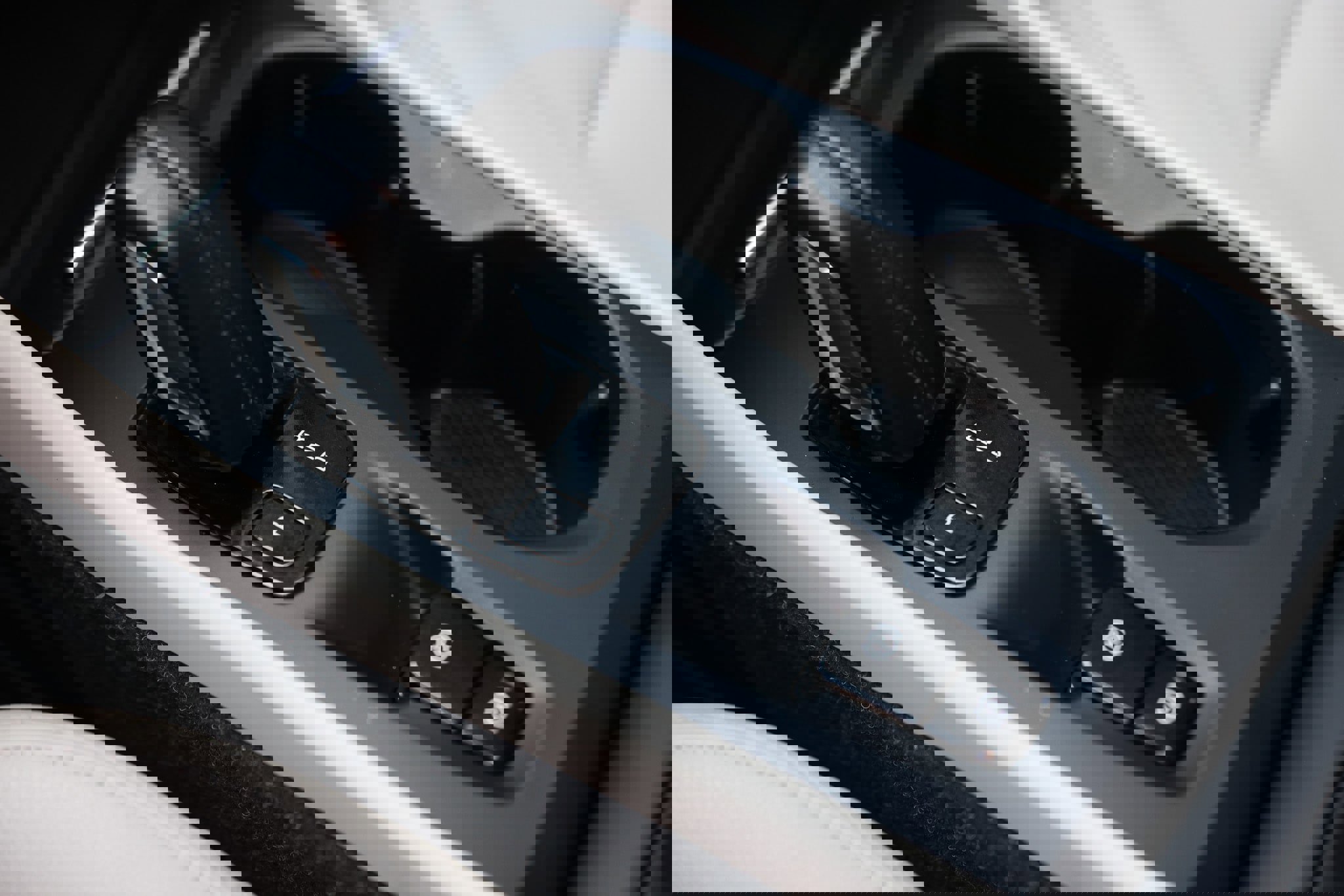 Used 2021 Volvo XC40 T4 Momentum w/ Protection Package Premier image 45