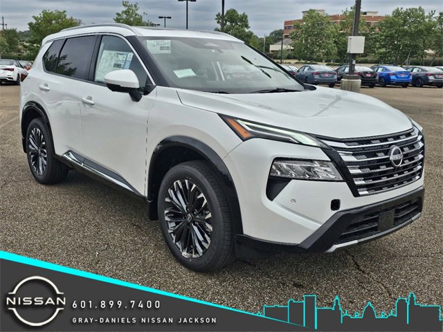 New 2025 Nissan Rogue Platinum w/ Tech Package