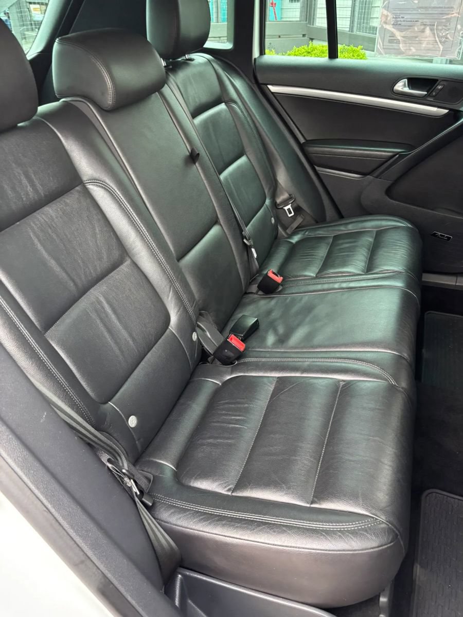 Used 2015 Volkswagen Tiguan R-Line AWD/4WD image 18