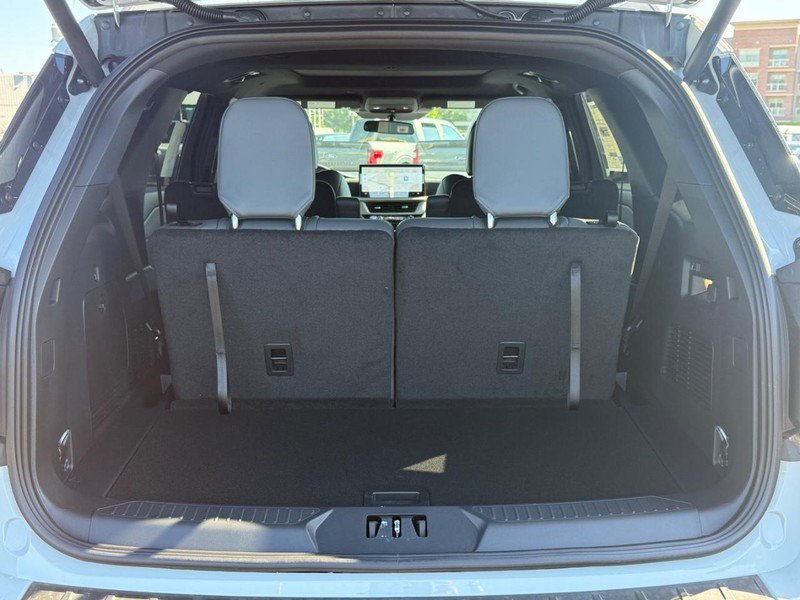 New 2027 Ford Explorer Active w/ Active Comfort Package AWD/4WD image 7