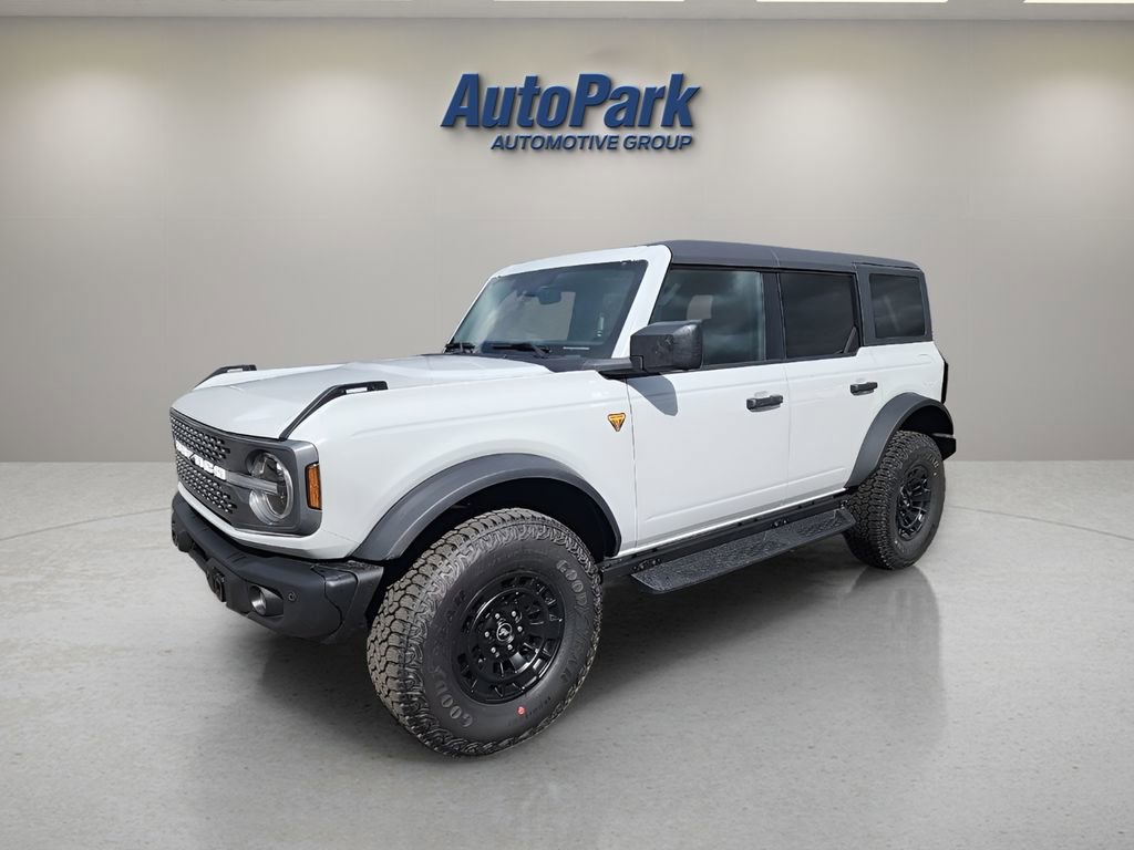 New 2026 Ford Bronco Badlands image 3