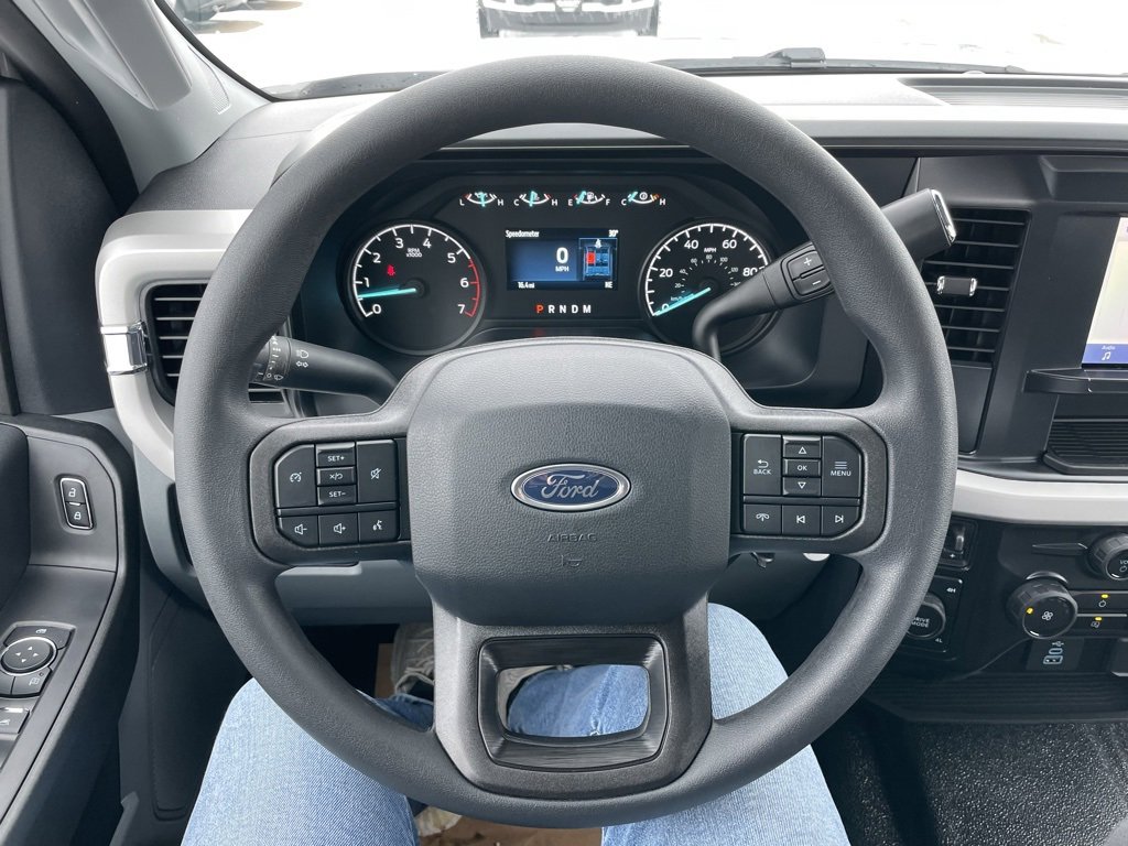 New 2026 Ford F250 XL w/ XL Chrome Package image 23
