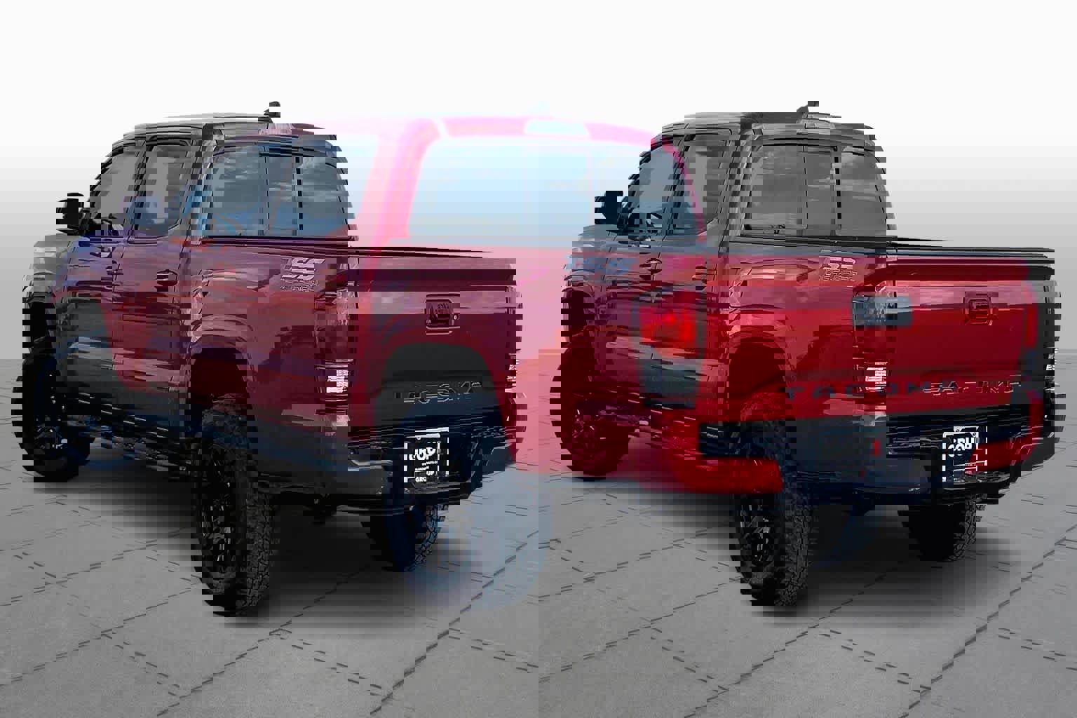 Used 2021 Toyota Tacoma SR w/ SR Convenience Package RWD image 11