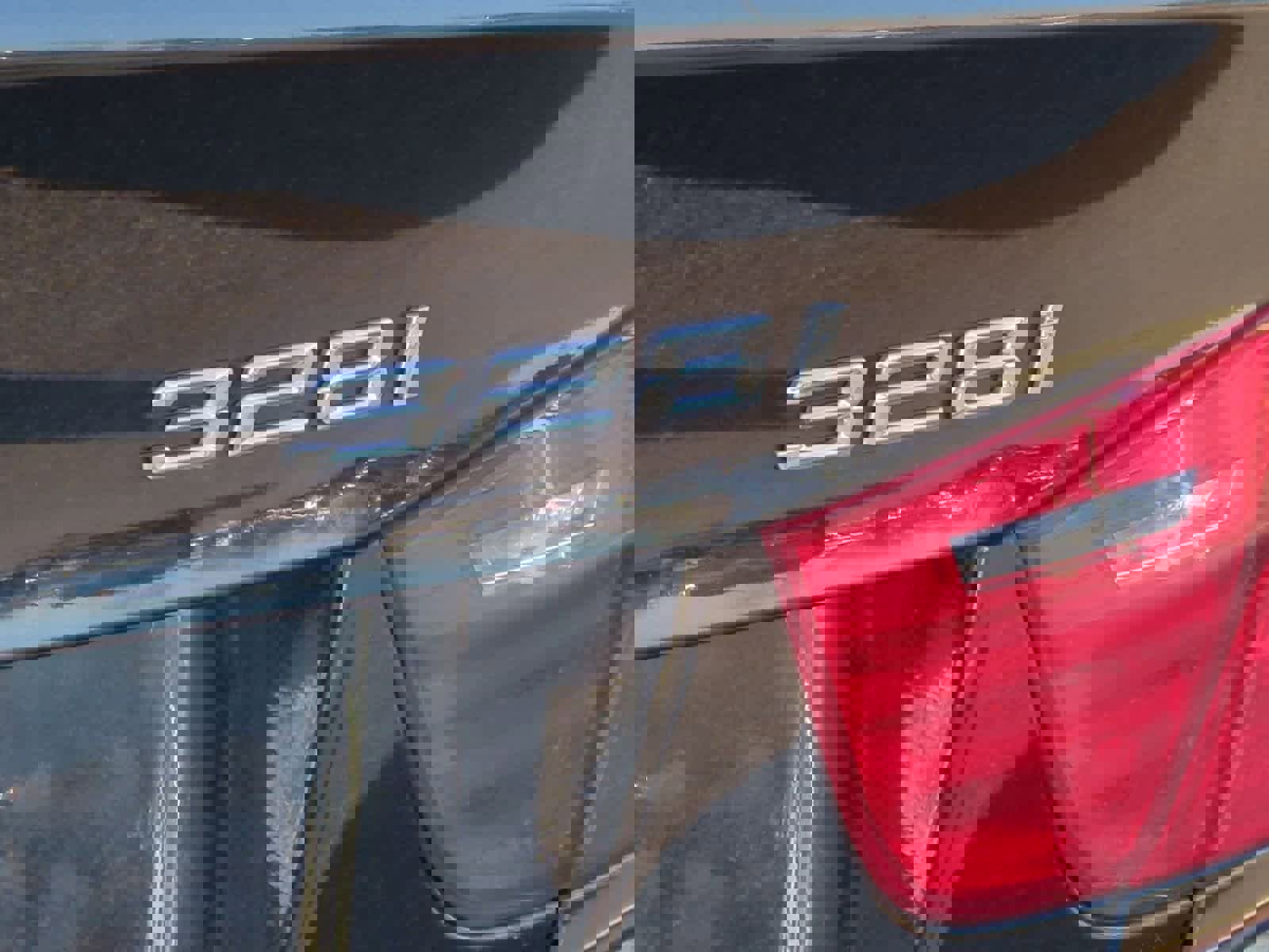 Used 2010 BMW 328i xDrive Sedan image 13