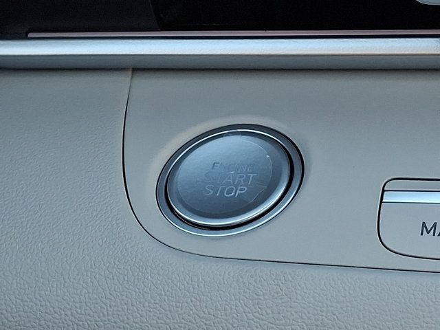 New 2026 Hyundai Elantra Limited FWD image 19