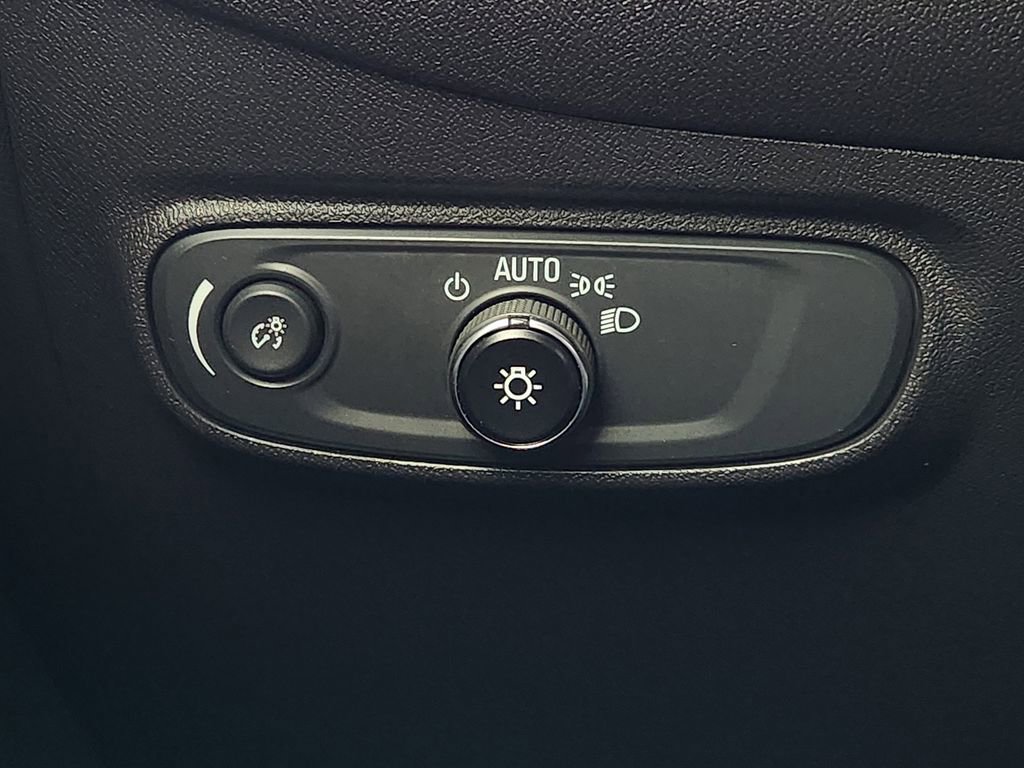 Used 2024 Chevrolet Equinox RS image 24