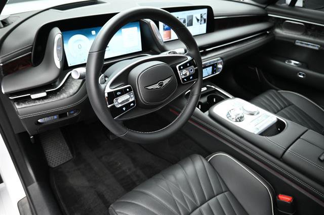 Used 2025 Genesis G90 3.5T AWD/4WD image 9