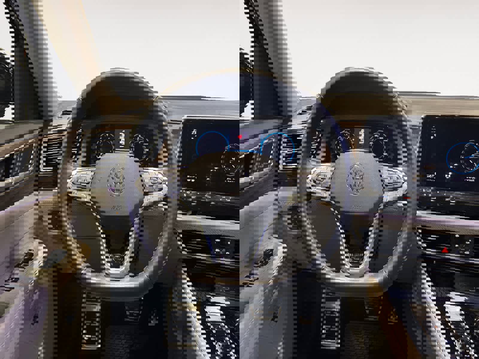 Used 2025 Volkswagen Atlas SEL Premium R-Line image 13