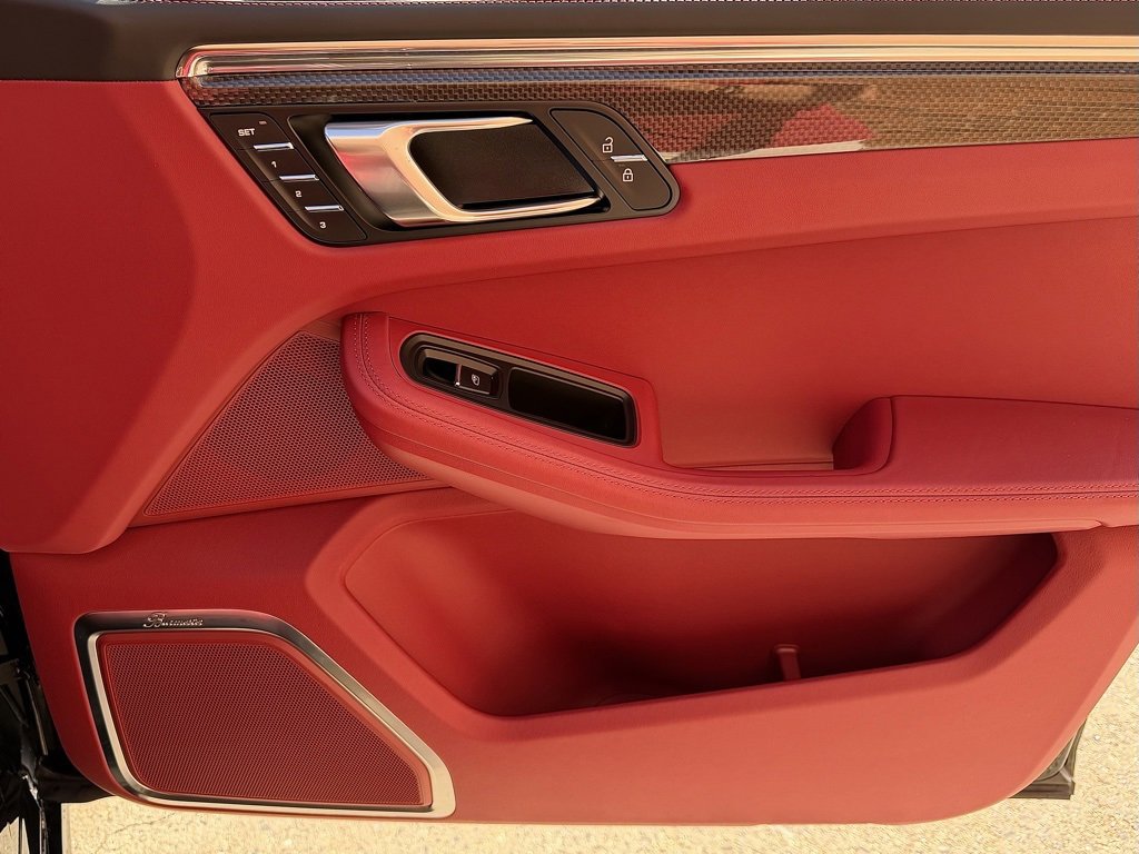 New 2026 Porsche Macan GTS image 22